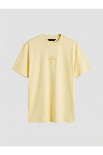 LC Waikiki تي شيرت نسائي أصفر برقبة دائرية مطبوع