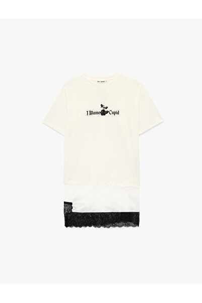 Koton Tricou cu mânecă scurtă guler rotund cu detalii din dantelă cu imprimeu...