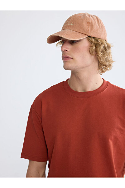 LC Waikiki Ανδρικό φούτερ MG TRENDEN σε καφέ χρώμα με κοντό μανίκι και λαιμόκ...