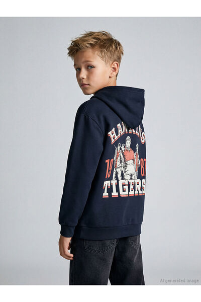 LC Waikiki سترة سميكة للأولاد من أنثراسايت سترينجر ثينجز مطبوع من هيرا فاشون