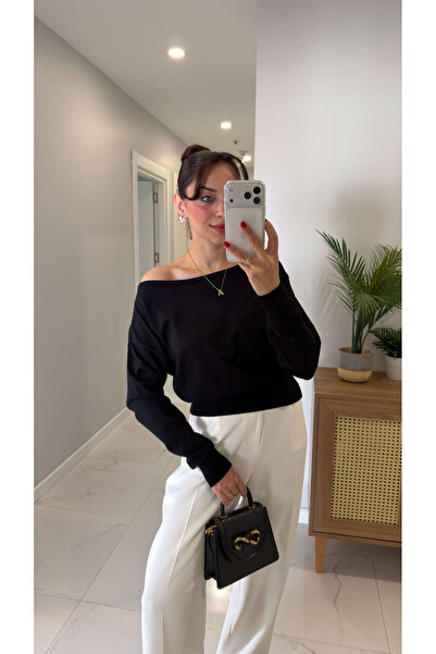 BİRCANÇİL Roddi Black One-Shoulder Open Knitwear