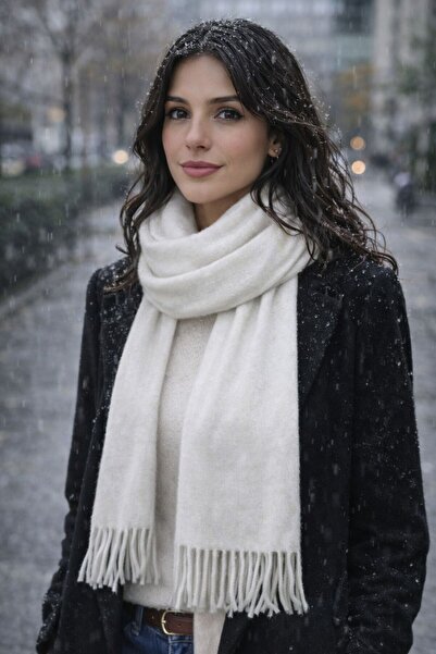 Axesoire S008 Püsküllü Ekru Paşmina Şal