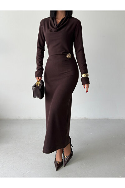 AYKA WEAR فستان Mng Model Gold Kemerli بأكمام طويلة وياقة ديجاجي ميدي باللون ...