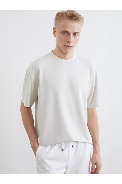 LC Waikiki Rmz Gi̇yi̇m Farkiyla Zero Roba Collar Men's T-Shirt