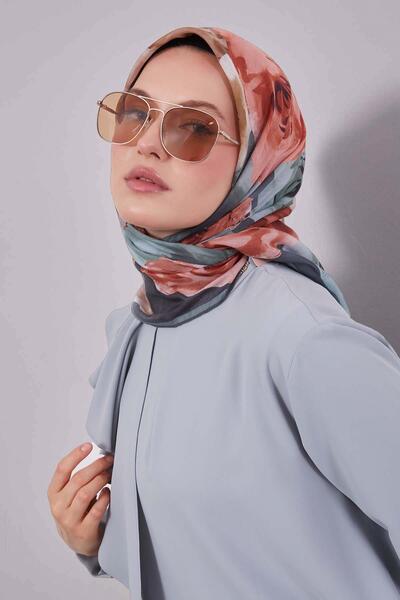 Levidor Green Floral Pattern Slik Coton Scarf