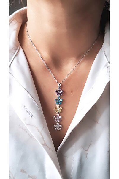 Serenity Renkli Zirkon Taşlı Beş Çiçekli Çelik Kolye