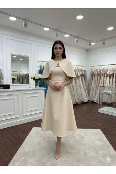 Cutie Midi evening dress with embroidered cape design - elegant and modern in...