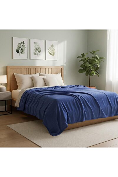 AL SAHIR GARMENT INDUSTRY L.L.C Single Fleece Blanket 150 x 200 cm – Soft & Warm Lightweight Plain Blanket for All Seasons, Cozy M
