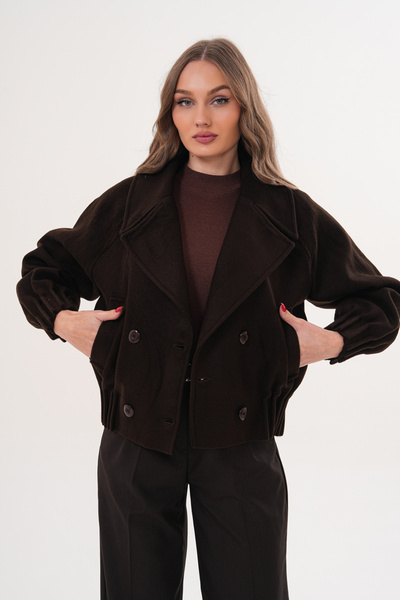 Cebby M.Model Brown Short Checked Coat