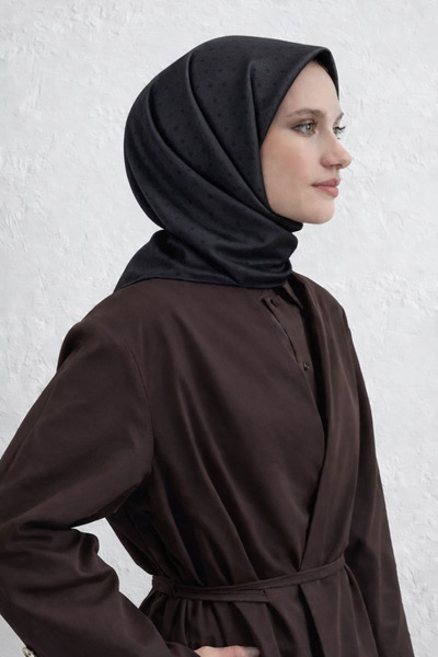 Armine Eșarfă din mătase pură Jacquard Tivil 2003 - 20 Model Monogramă Neagră