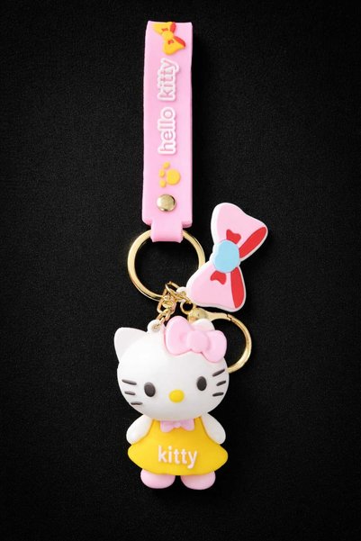 KAYLANIN DÜNYASI Hello Kitty Keychain – Birthday Gift for Girls |   Gift Bag & Key Ornament for a Friend