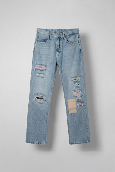 ablukaonline Ανδρικό παντελόνι τζιν σε φαρδιά γραμμή με σχέδιο patchwork, μπλε