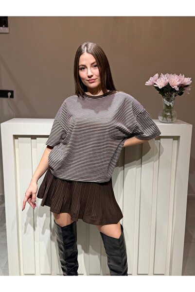 ASL WOMAN Yüksek Bel Pileli Mini Etek – Rahat Kalıp Günlük Şık Tasarım