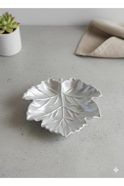 Cisemco Leaf-Looking Pearlescent Decorative Jewelry and Presentation Tray