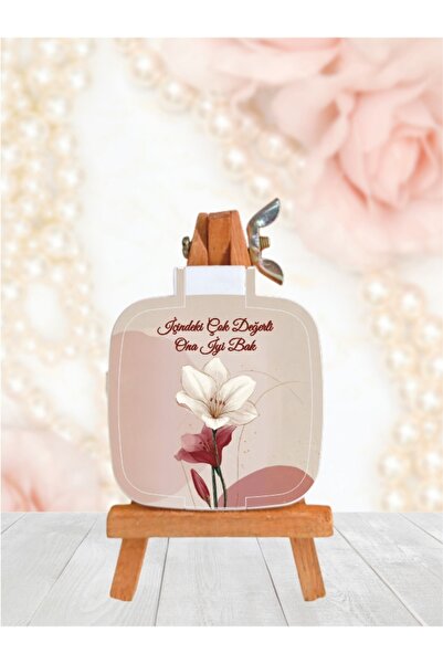 Nehir Kadınlar Günü,Çiçek Tasarımlı, Yenidoğan,Doğumgünü,Düğün - Nişan Hediye...