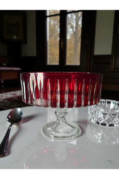 Glowvera Red Footed Cut Crystal Glass Bowl 25m Diameter