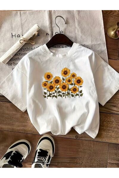 herkesemoda تي شيرت أساسي بتفاصيل طباعة زهرة الشمس