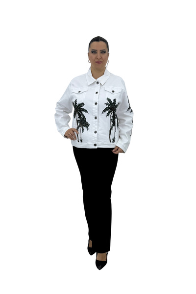 Trieste سترة نسائية كبيرة الحجم من الدنيم مزينة بأزرار وجيوب مطرزة بالحجر