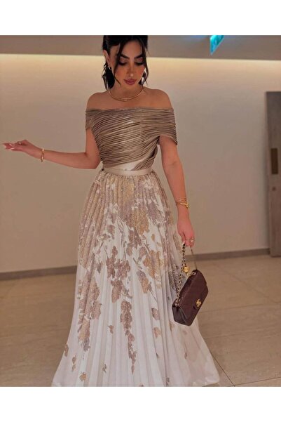 TARFA An evening dress that combines modernity and overwhelming femininity, f...