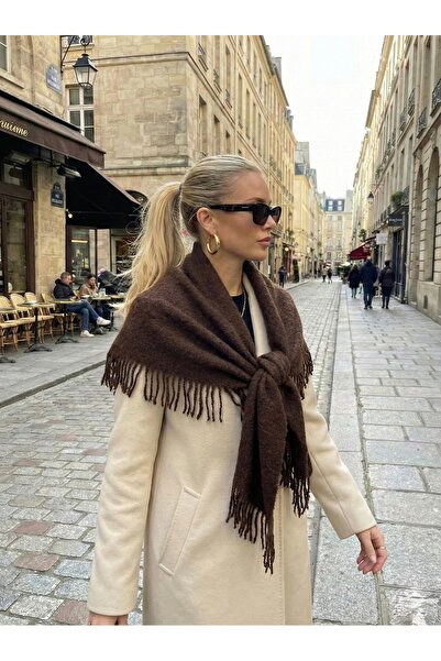 moimaaksesuar Kadın Püsküllü Yumuşak Dokulu Üçgen Kahverengi Şal