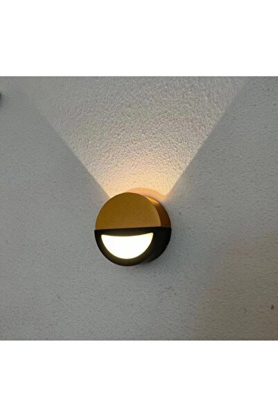 Hummer Wall light, gold and black, yellow light color, 5 watts power