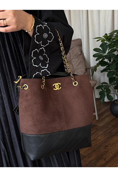 GENERAL Elegant women's shoulder bag with accessories