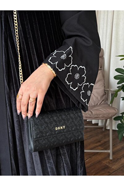 GENERAL Elegant women's shoulder bag with accessories