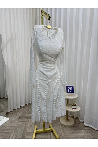 Kendallksa Elegant white evening dress