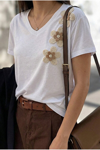 FEMELLE White 100% Cotton T-Shirt with Knitted Floral Embroidery V-Neck