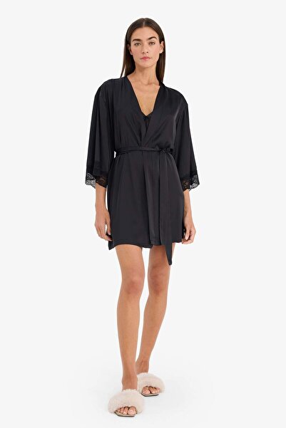 DeFacto Halat din satin cu croială normală, guler petrecut și mânecă scurtă G...