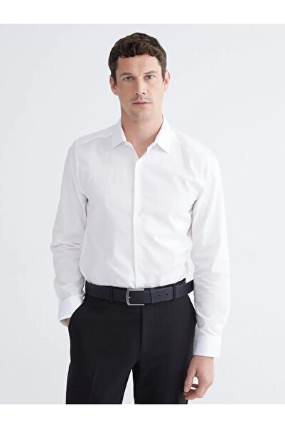 LC Waikiki Cămașă albă pentru bărbați din gabardină, croială slim (S6)