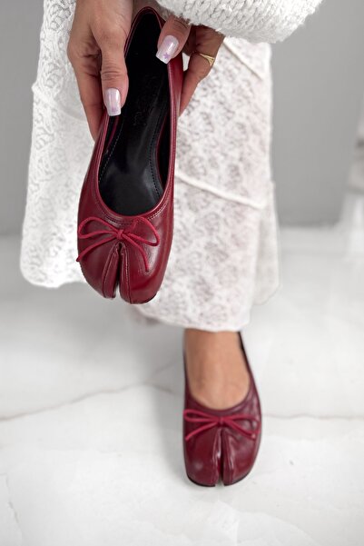 Shoebutik Elissa Burgundy Leather Flip-Flop Detail Women's Ballerinas