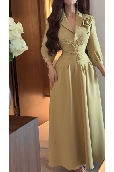 Warazan A soft dress with a floral print from the shoulder