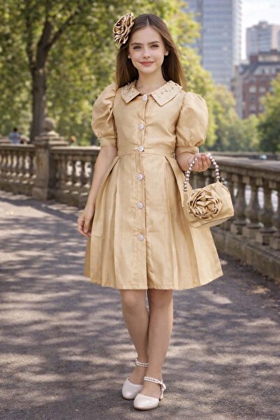 Riccotarz Rochie din satin auriu pentru fete, cu guler brodat cu perle și pie...