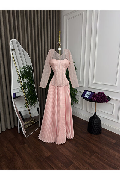 BTROON Evening dress with a lace bodice, flared design, Bliss style