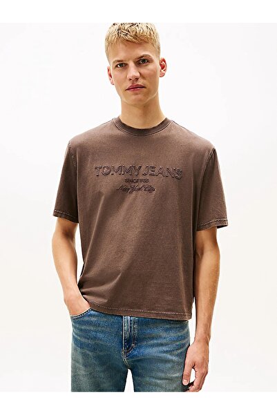 Tommy Hilfiger Tjm 90S New Classics Ss Tee Men's Brown T-Shirt - Dm0Dm22330
