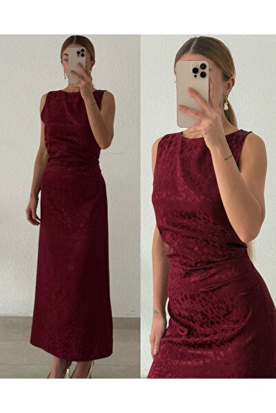 KECHİ WOMAN Jakarlı Leopar Desenli Saten Kolsuz Maxi Boy Elbise