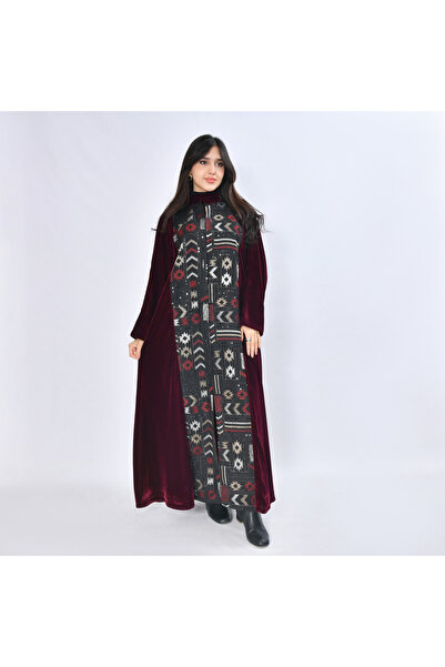 HAWRAA ABAYA Agate - Velvet abaya with cotton fabric overlays in a heritage s...