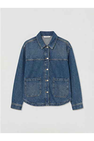 LC Waikiki سترة جينز نسائية بأكمام طويلة من plus-store، مزودة بأزرار أمامية و...