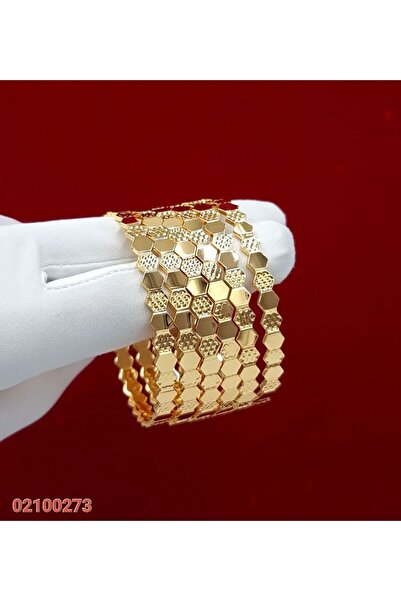 Company Gold-plated alternative bangles, 6 pieces, size 17