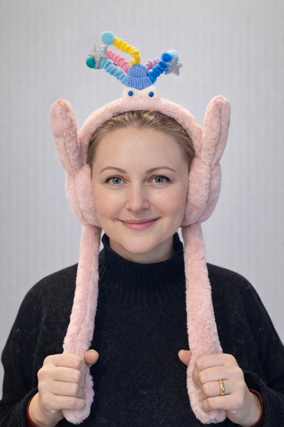 MD Moda Accessories سماعات أذن لطيفة من القطيفة بأشكال جذابة