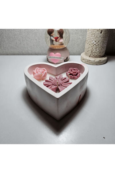 IGNITEANDGLOW El Yapımı Çilek Kokulu %100 Soya Wax Mum- Aşkın Büyüsü Serisi