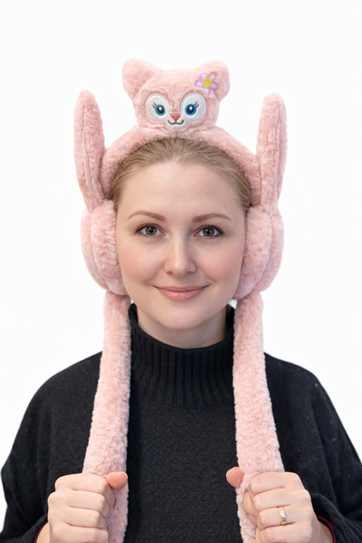 MD Moda Accessories سماعات أذن من القطيفة على شكل دمية دب لطيفة