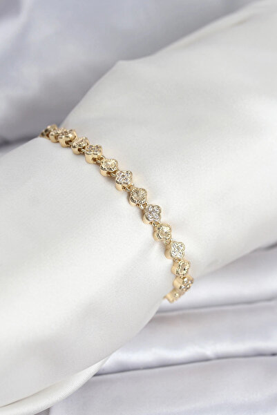 shopwave سوار نسائي من سلسلة CML باللون الذهبي من سلسلة VIP موديل كلوفر مرصع ...