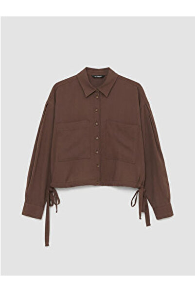 LC Waikiki Artı-Store Women's Shirt Is Long-Sleeved and Collared. Ahead