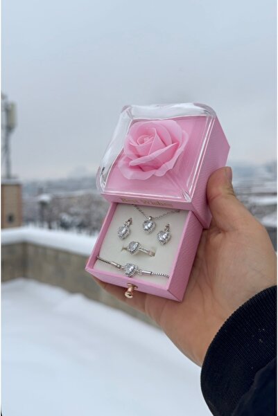 Markasız ucuz Çelik Bileklik Kolye Küpe Gümüş Kalp Yüzük ilişki yüzük Yılbaşı...