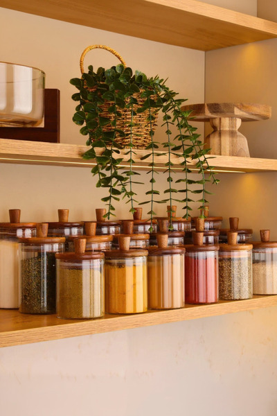 Paşabahçe 18'li Doğal Akasya Kapaklı Vakumlu Cam Baharat Kavanozu