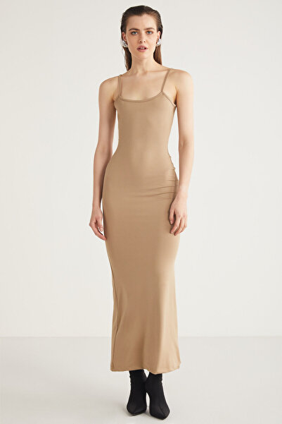 ETHIQUET Chasıty Women's Semi-Shiny Fabric, Flexible, Body-Fitting Maxi Beige...