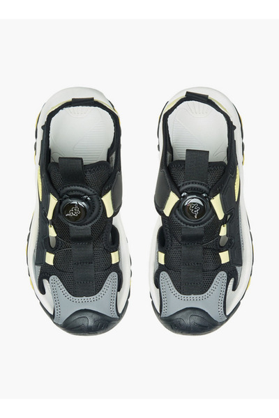 Kappa صنادل للأولاد بإبزيم دوار