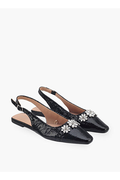 Flora Bella by Shoexpress أحذية نسائية مزخرفة بأصابع مدببة
